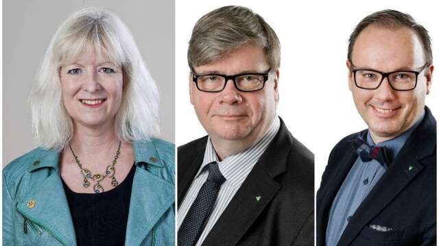 Annika Tännström (M) valdes till regionfullmäktiges ordförande, Per Tenggren (S) och Magnus Berntsson (KD) är vice, respektive andre vice ordförande.