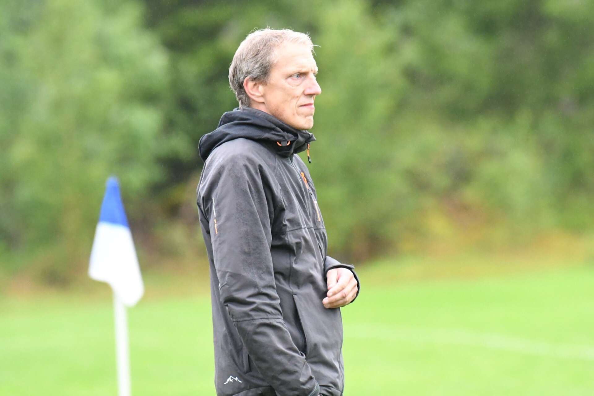 Lars Andersson är klar för sin femte säsong som huvudtränare för Örnen, som nästa år gör en efterlängtad återkomst i division 4.