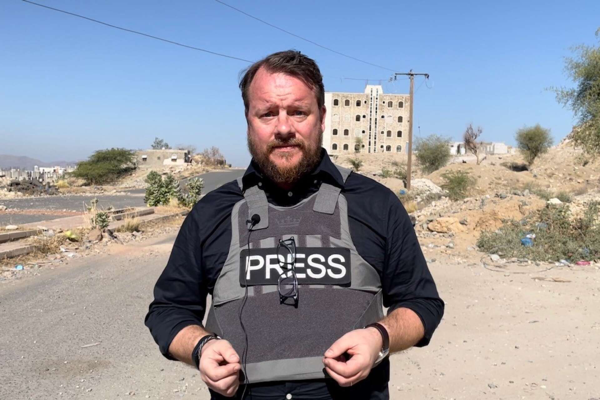 Johan-Mathias Sommarström är en av få journalister som har släppts in i Jemen. På fredag kommer han till SPF Seniorerna Bro.