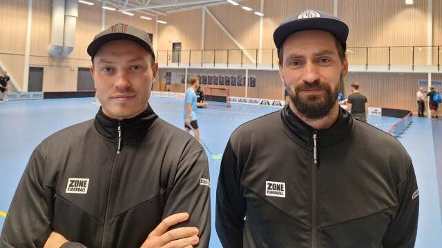 Alexander Palosaari och Emil ”Zorro” Eriksson på genrepsträningen inför lördagens seriepremiär hemma mot Arvika.