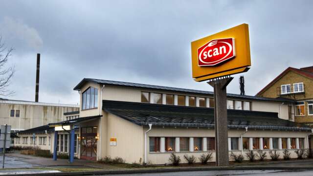Lantmännen förvärvar hela den svenska verksamheten i HK Scan, inklusive fabriken i Skara. 