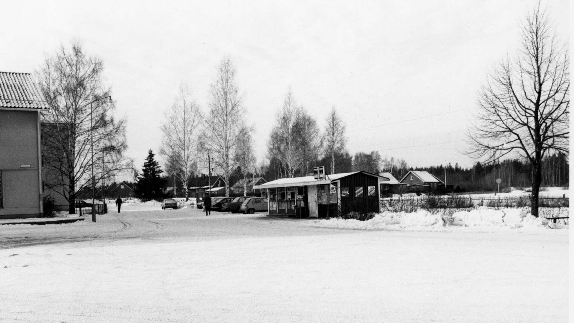År 1984 togs den här bilden på Bellevue, då Bellevuekiosken fortfarande låg jämte järnvägen.