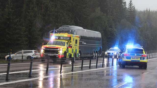 En trafikolycka skedde under måndagsmorgonen mellan Kristinehamn och Karlskoga. 