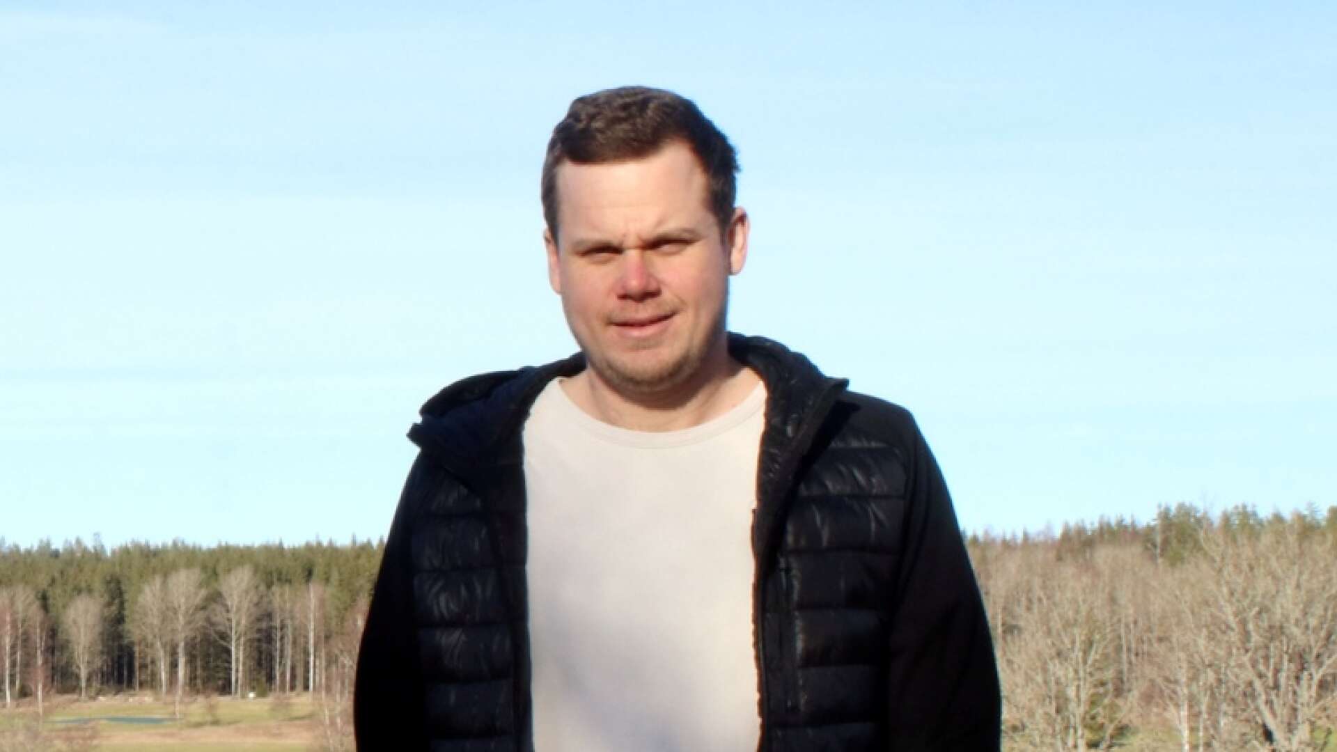 Kristofer Karlsson stannar i Åmåls IBK.   