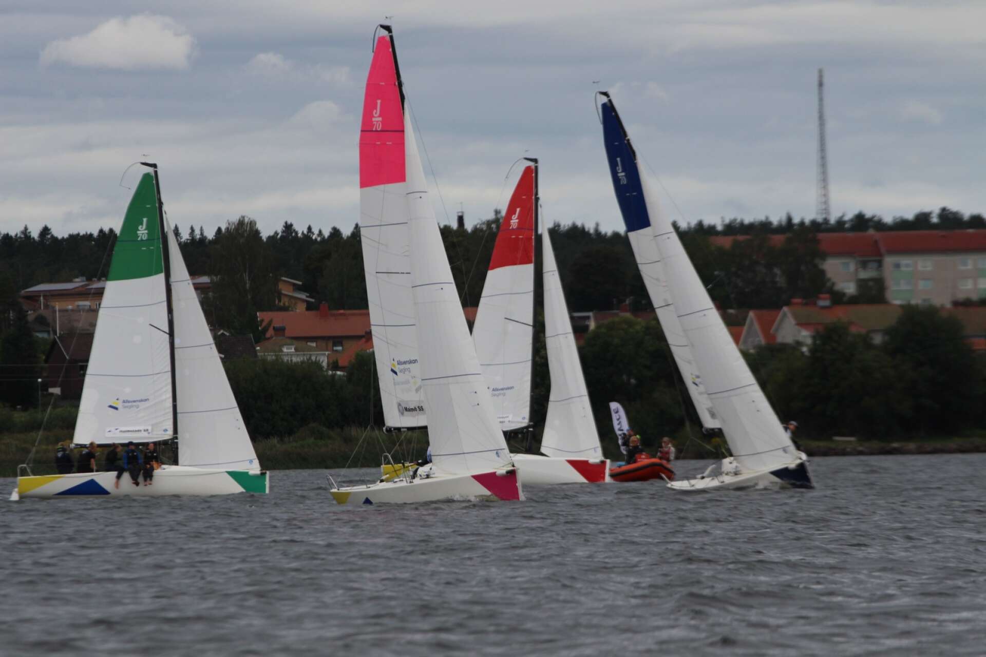 SS Åmålsvikens deltävling i seglingsallsvenskan blev en intensiv och omväxlande tävling där hemmaklubben låg med i toppen från början. 
