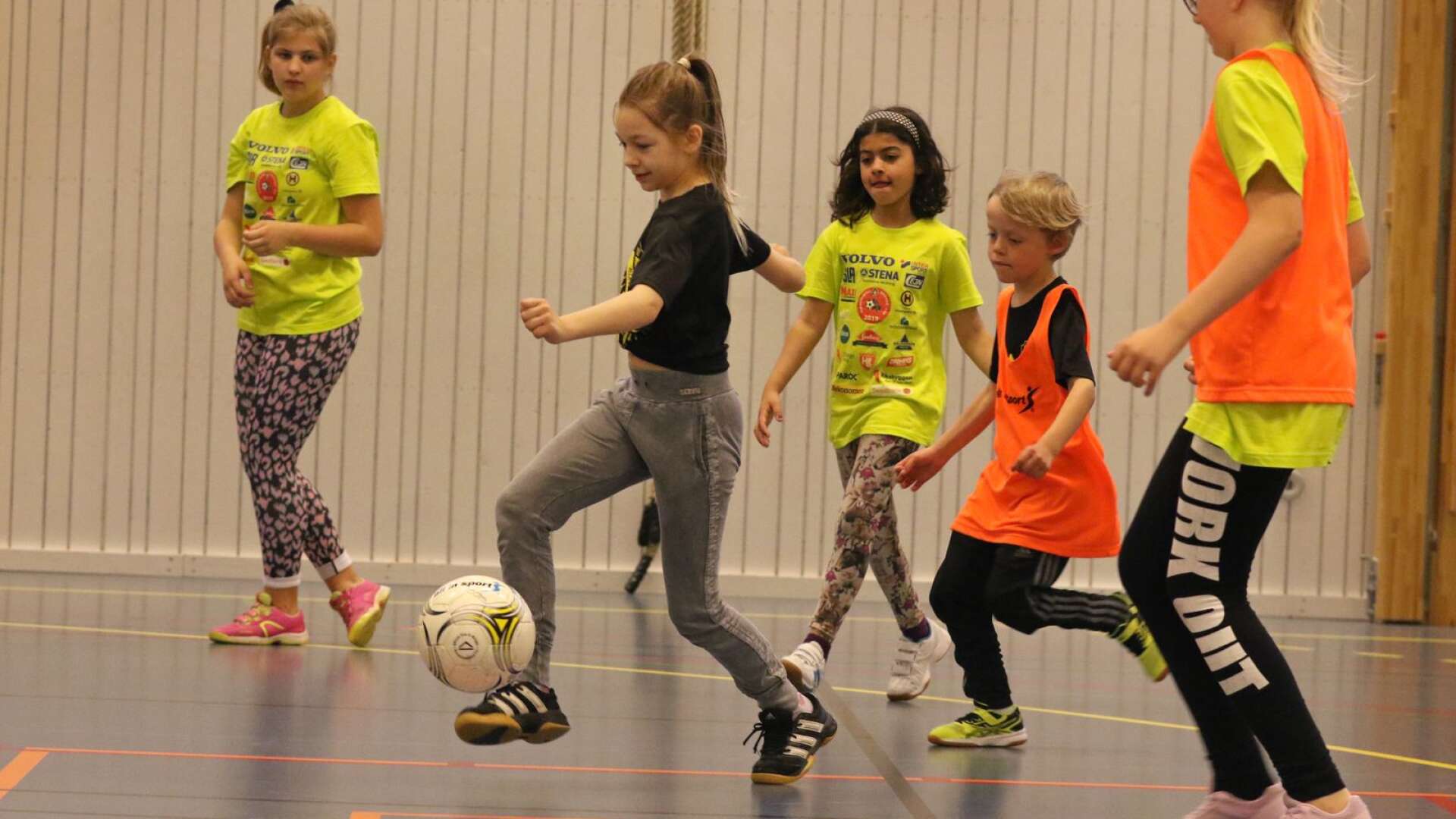 För femte året i rad arrangerades en egen turnering för elever på särskolan i Skövde och Tibro i samband med den klassiska klassfotbollen.