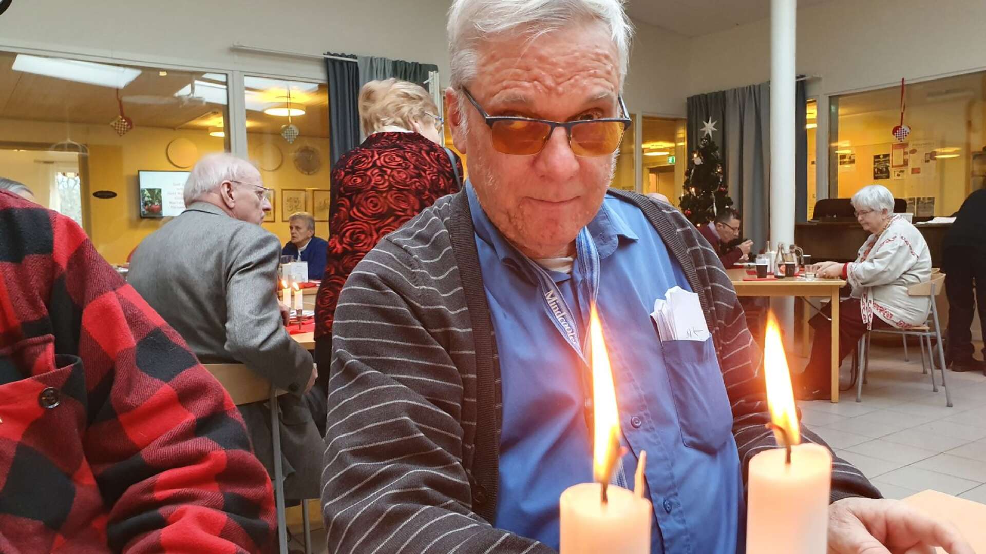 Anders Lundin från Karlstad tycker att ensamheten är svår vid högtider. Han var mycket glad över att fira jul i Norrstrandskyrkan. 
