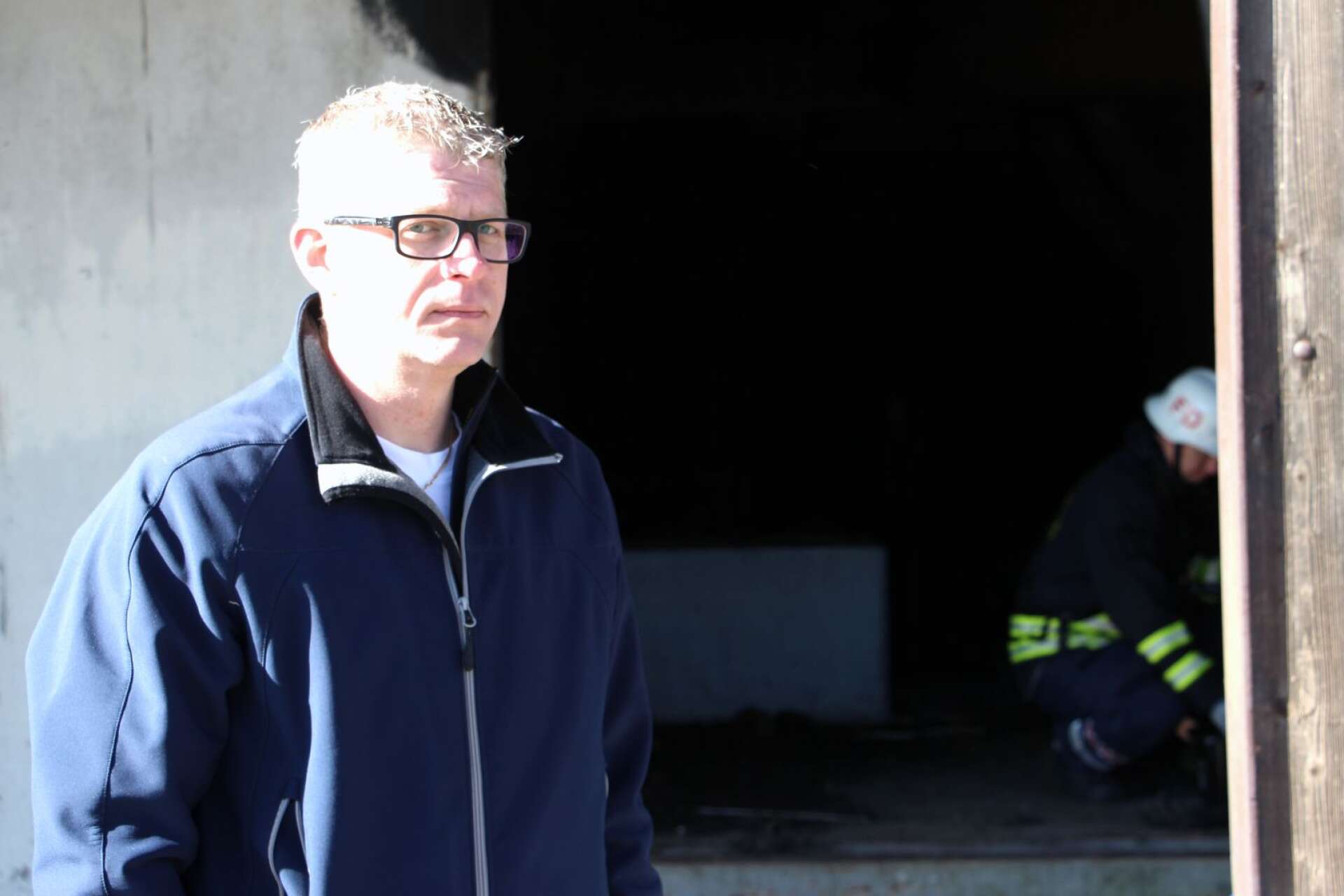 Robert Zeidlitz. är operativ chef för Räddningstjänsten östra Skaraborg och han beskriver rökdykarolyckan i lördags som ett mardrömsscenario. 