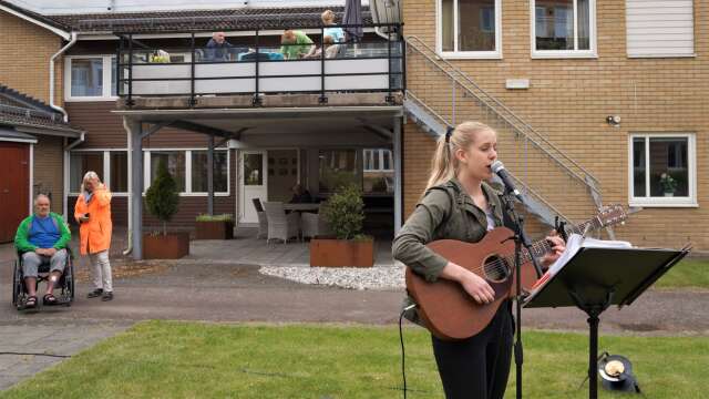 Caisa Svanström gav en uppskattad konsert på Åmålsgården under onsdagen.