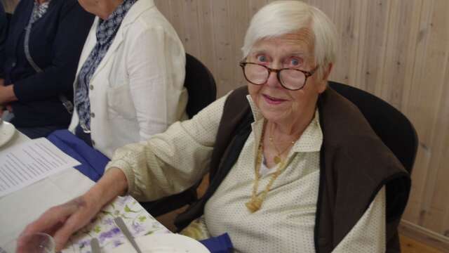 Lisa Hammar, fyllda 95 år, är en av de äldsta medlemmarna i Gillberga PRO och hon minns bl.a  tiden det var verksamhet i Kohlsäter i PRO:s historia