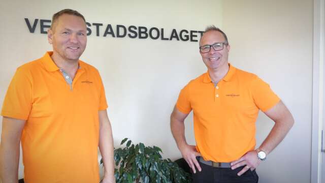 Verkstadsbolaget invigde sitt nya utbygge med öppet hus. Ägarna Henrik Lindblom och Lars Hartman är glada för det nya bygget. 