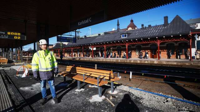 Niklas Gunnarsson, projektledare på Trafikverket, berättar att Karlstads centralstation kommer att vara byggarbetsplats under påskhelgen. Då blir det tågfritt.