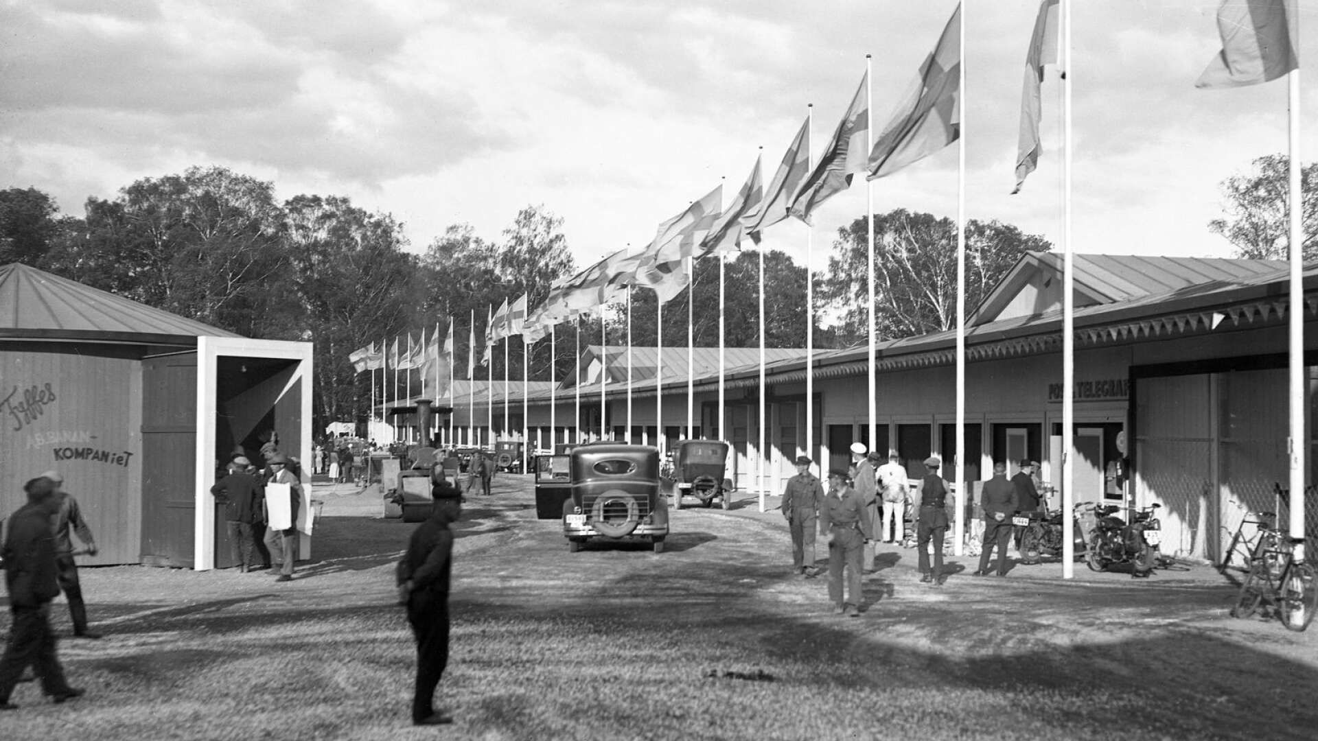 Värmlandsutställningen år 1929 i Klara. Det stora utställningsområdet sträckte sig från Våxnäsparken och bortåt nuvarande NWT-huset. Utställningen lockade 10 000-tals besökare.