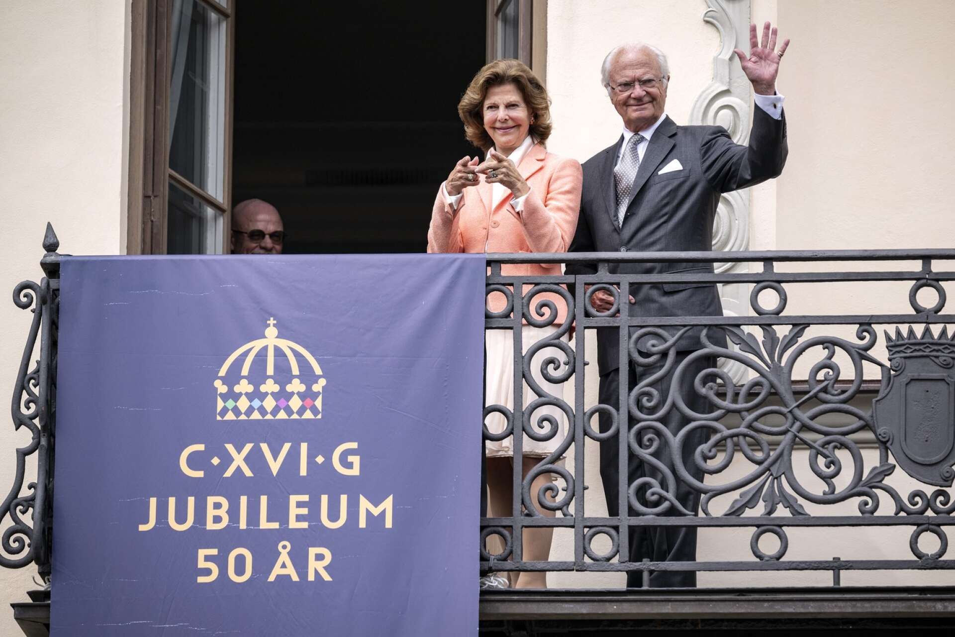 Kungen och drottning på besök i Malmö i somras.