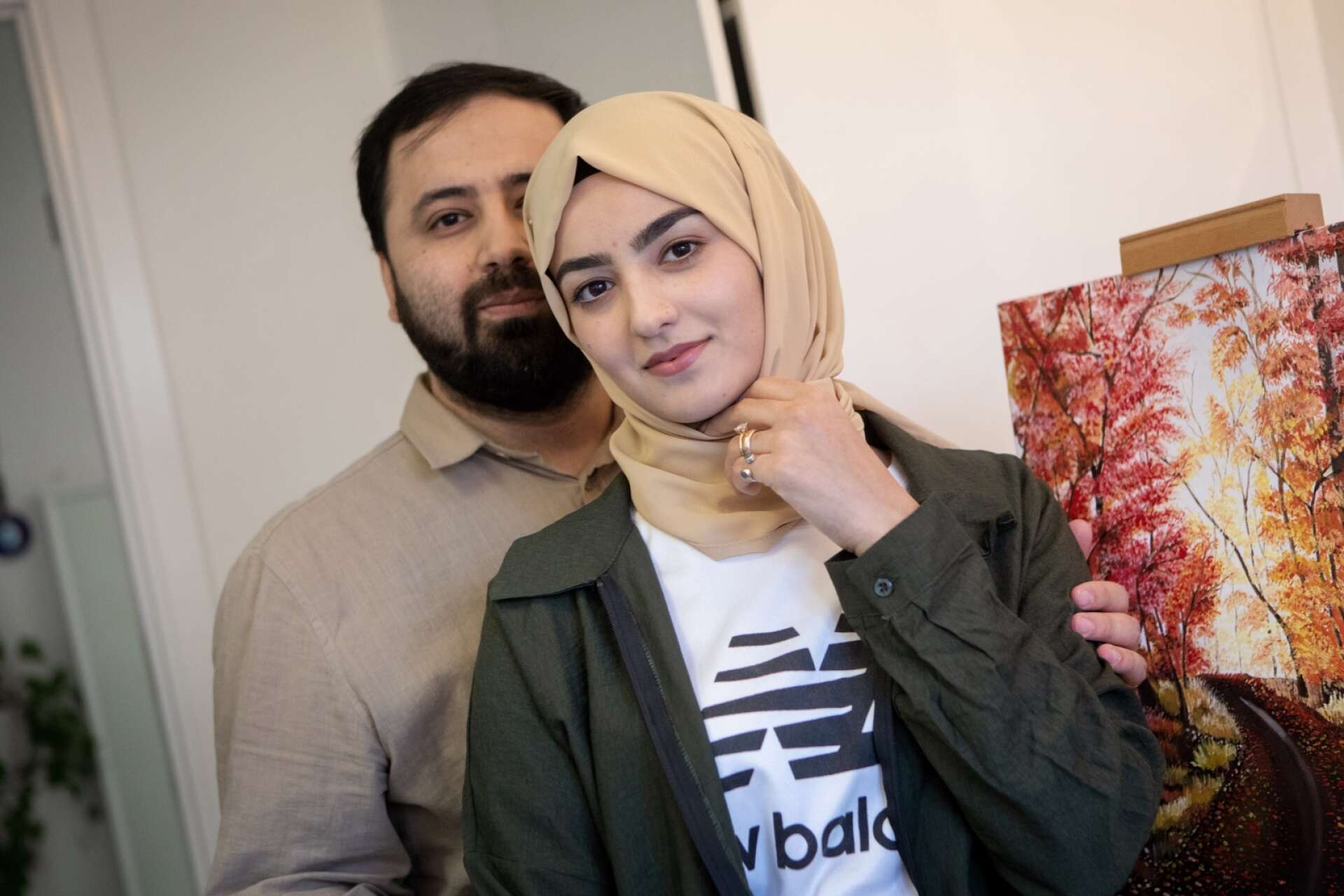 Rokhsar Mohammad och hennes man Jalal Yosufi har bott i Karlskoga tillsammans sedan sommaren 2021.