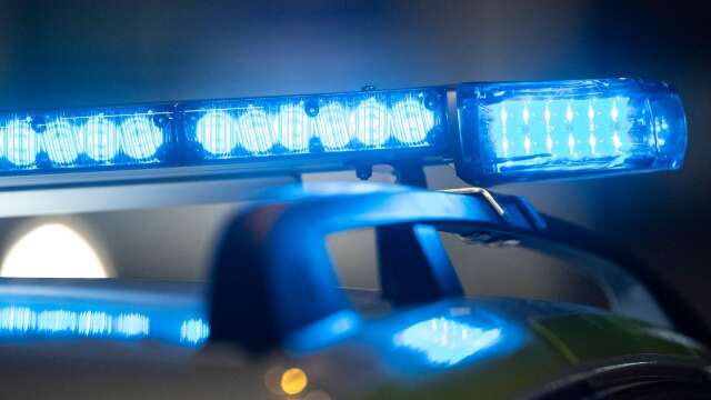 Polis stoppade den efterlyste mannen på Sundsgatan i Säffle i lördags kväll.