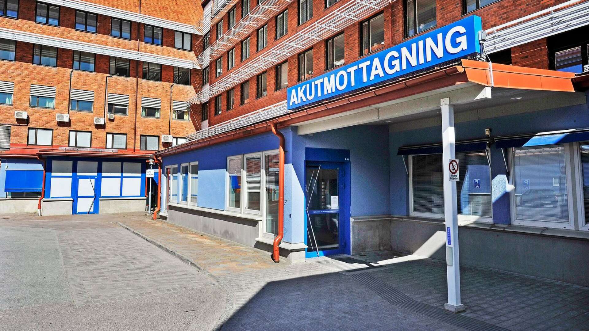 Akutmottagningen på Centralsjukhuset i Karlstad anser sig ha ett gynnsamt läge inför sommaren, som annars brukar vara trasslig och svår att få ihop.