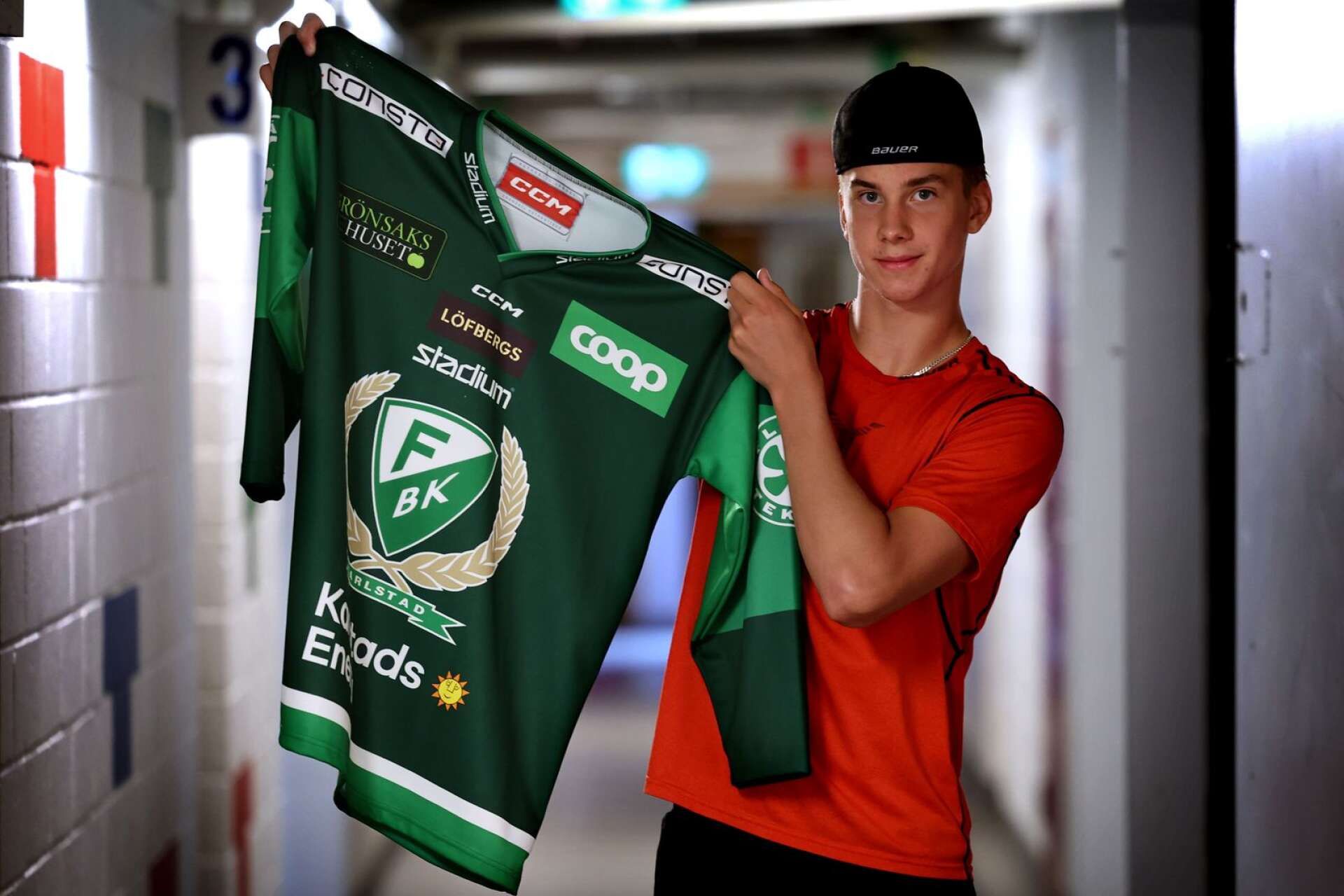 Samuel Flodén har HC Lidköping som moderklubb.