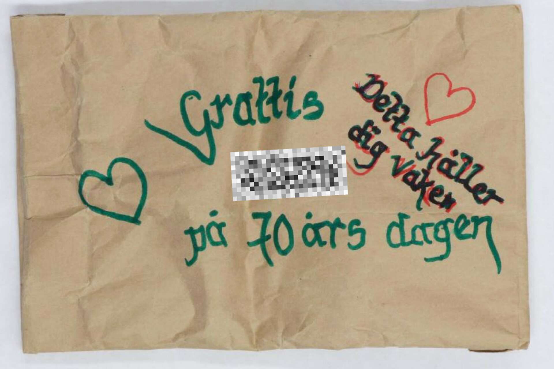 Ett av kuverten där narkotikan hittades – som inte tittades igenom av polisen i Ljungby. Bild ur polisens förundersökning.