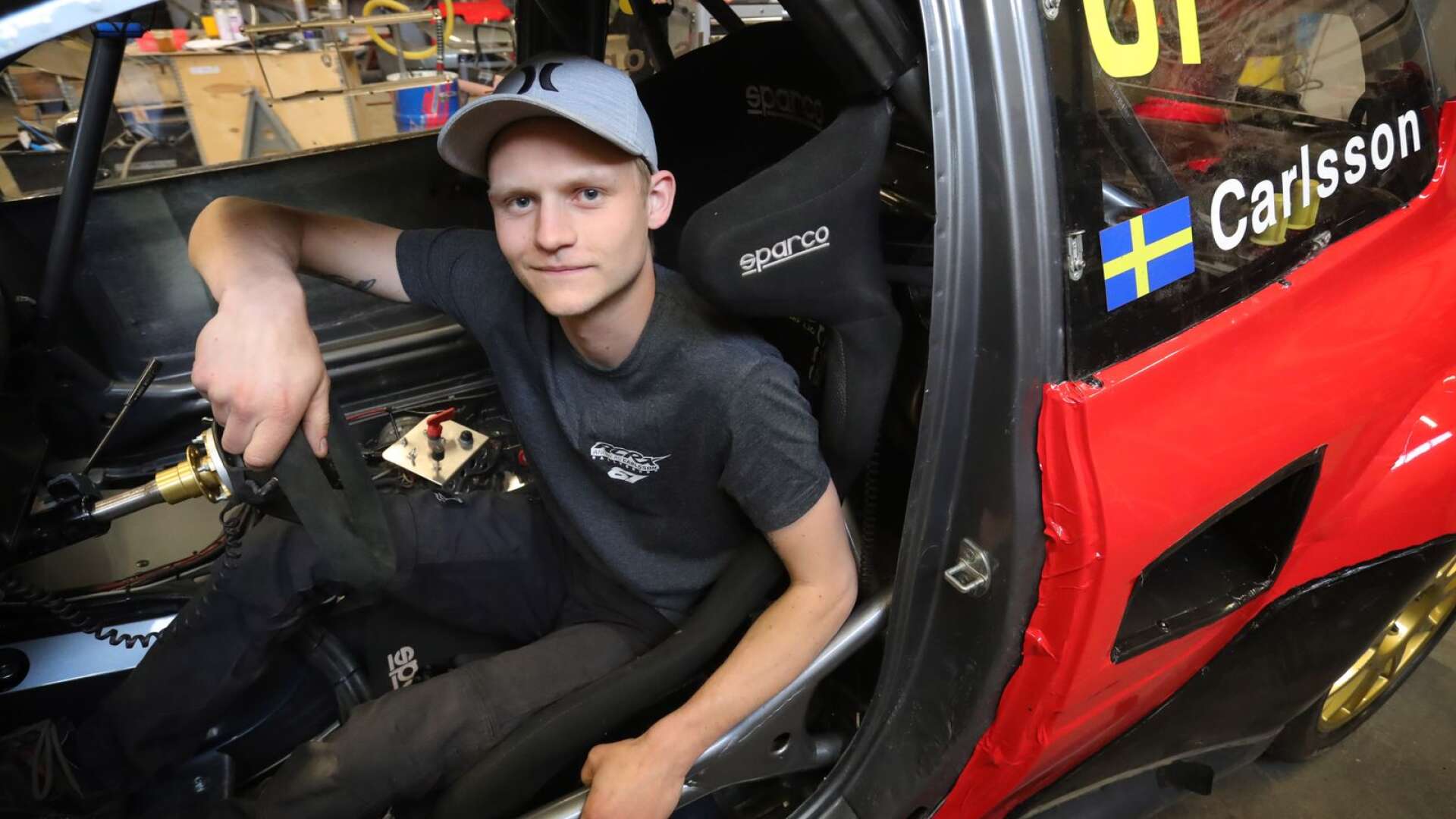 Andreas Carlsson har skördat stora framgångar i crosskart och gör nu sin blott andra säsong i rallycross.