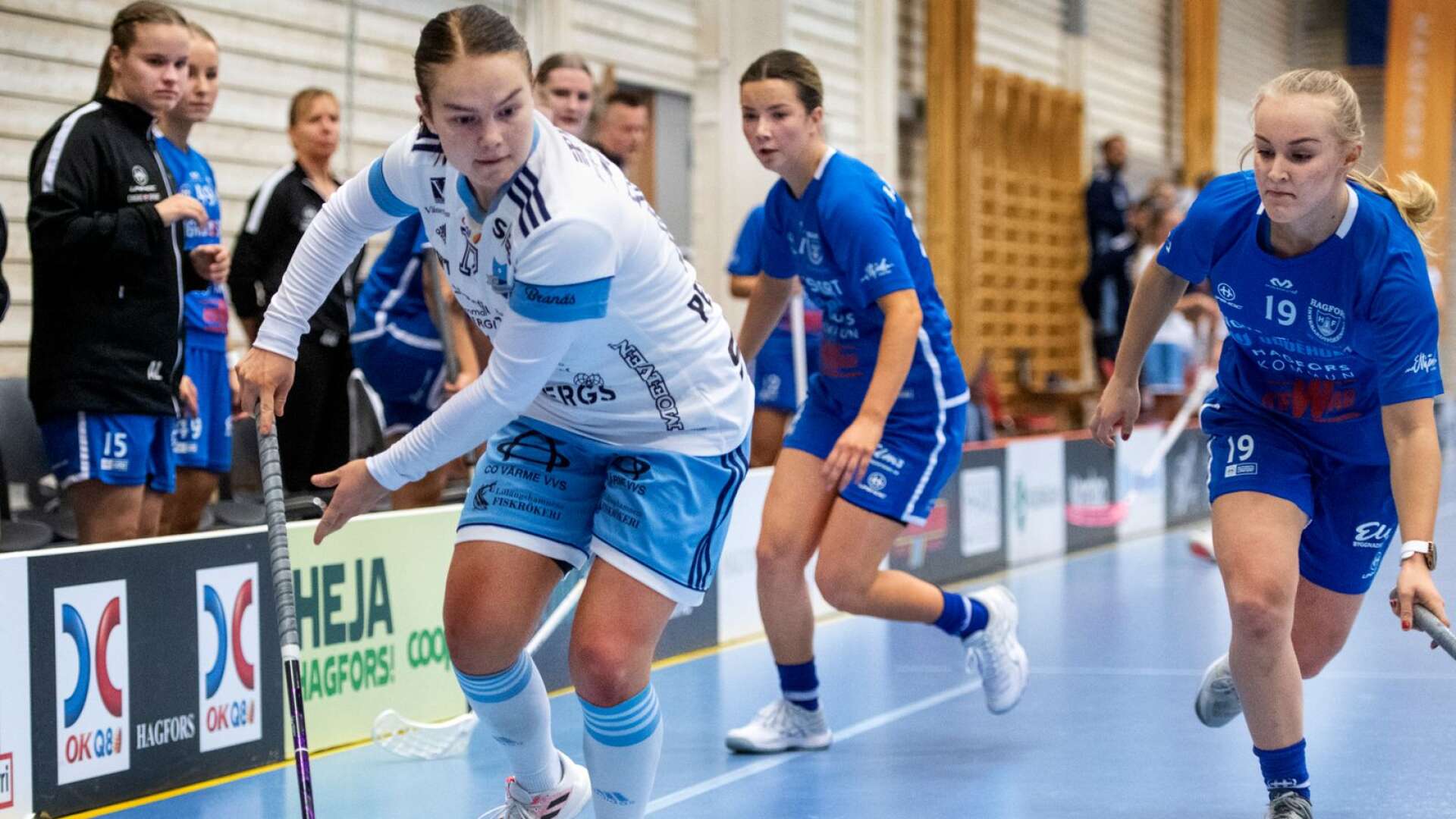 ”Jag har ett mål och det är att spela i SSL”. Frågan är om Nora Pettersson får göra det med Skoghall eller någon annan klubb.