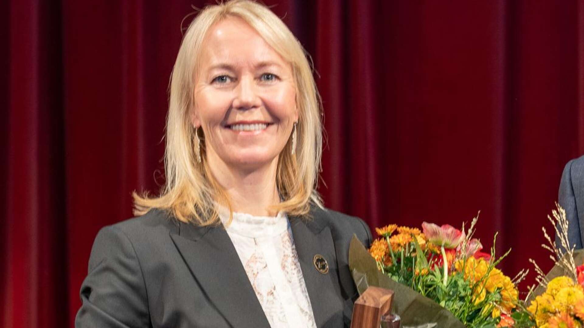 Kathrine Löfberg har fått Guldklubban för sitt ordförandeskap. I klassen noterade bolag fick Hans Stråberg, Atlas Copco, samma utmärkelse. 