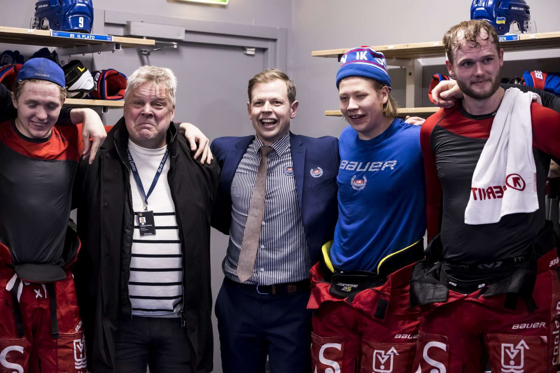 Oskarshamns sportchef Thomas Fröberg och huvudtränare Martin Filander säsongen 2022 efter att laget säkrat avancemang till SM-kvartsfinal.