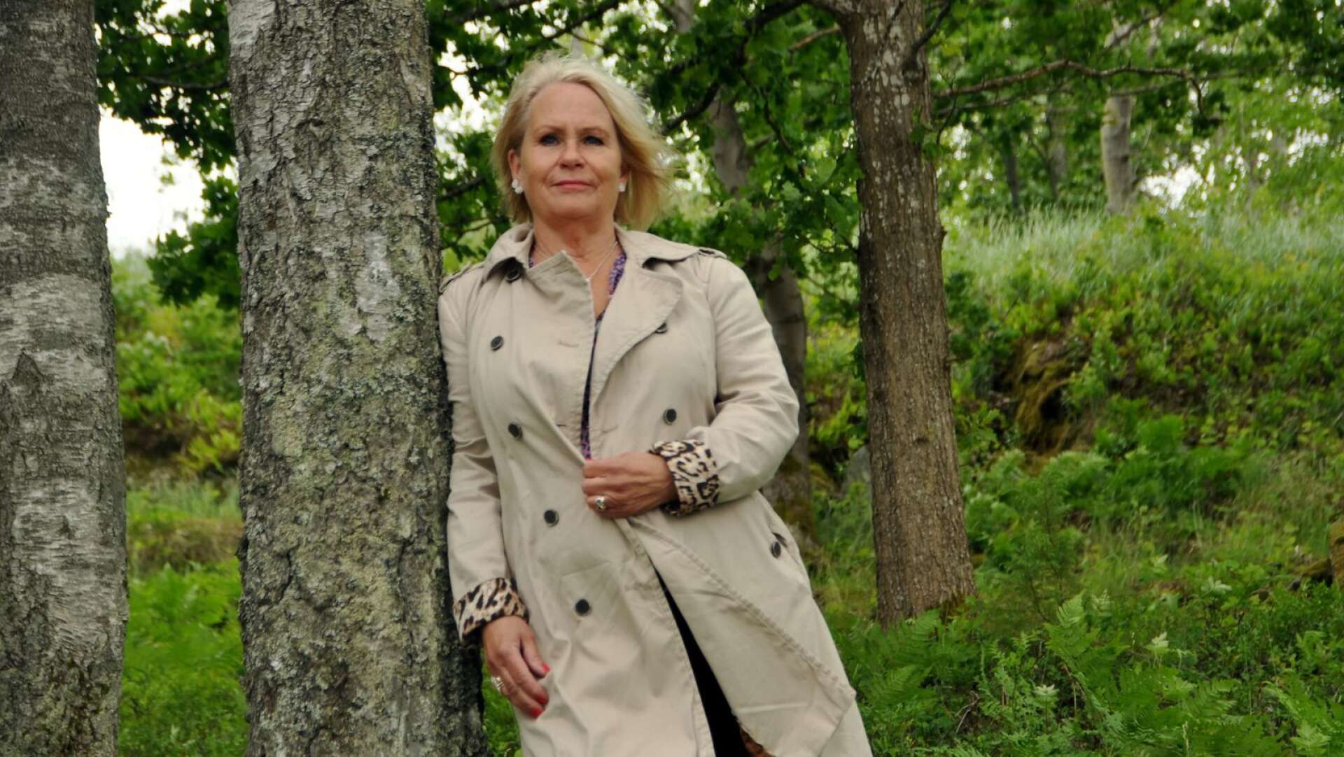 Laila Karlsson med pseudonymen Lager skriver just nu på en deckare där handlingen är förlagd till Bengtsfors. Bland annat i skogen vid Sågudden.