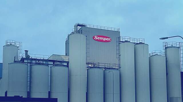 Sempers anläggning i Götene, där 190 personer arbetar. I veckan kom beskedet att ägaren Hero Group lägger ned fabriken i Götene.