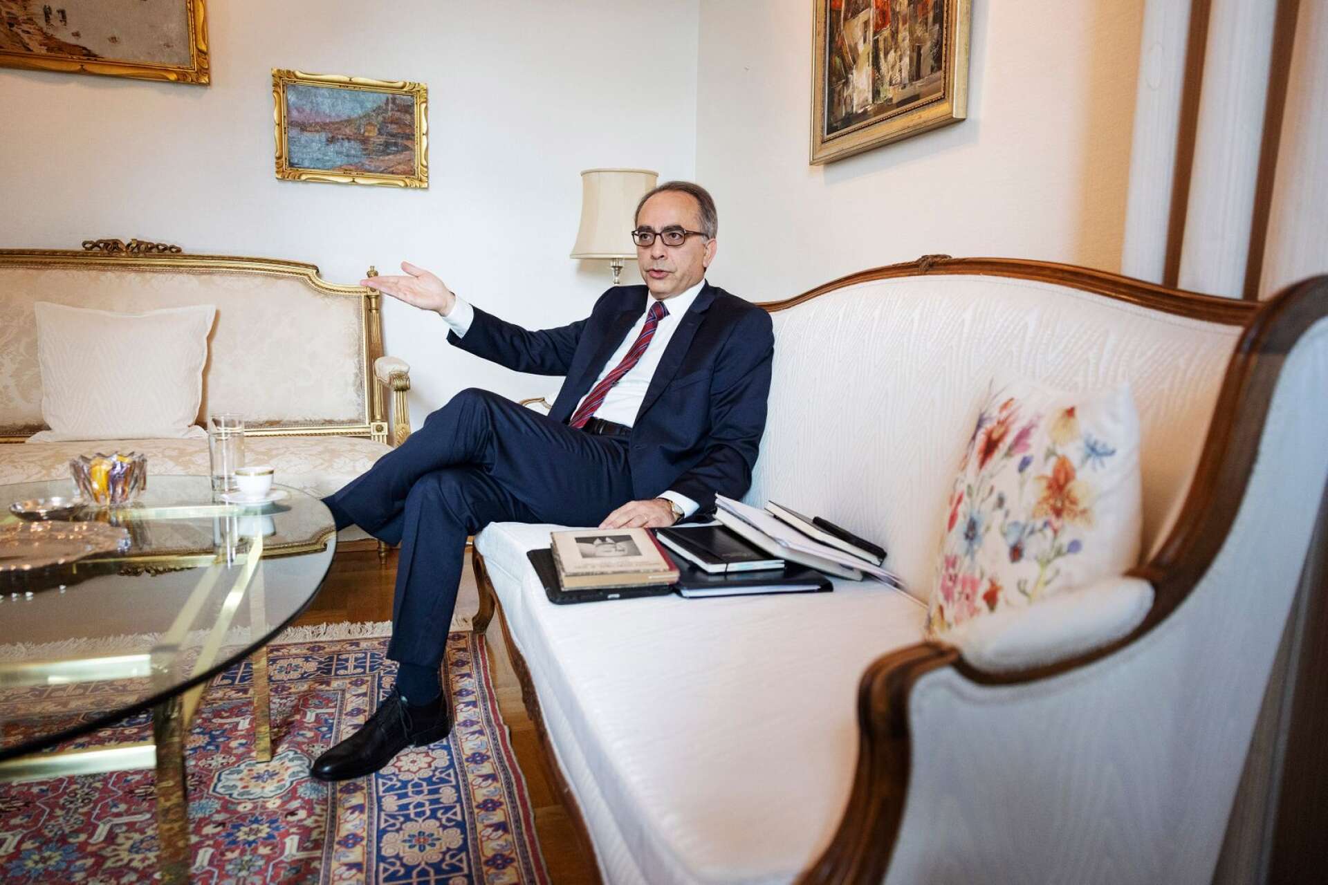 Turkiets ambassadör i Stockholm Yönet Can Tezel.