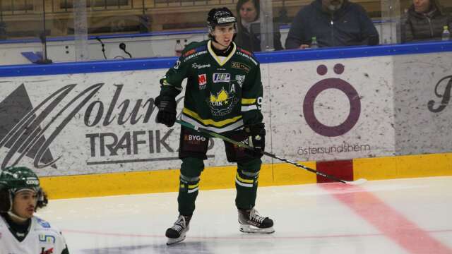 Casper Larsson har skrivit ett tvåårskontrakt med Östersunds IK i hockeyallsvenskan.