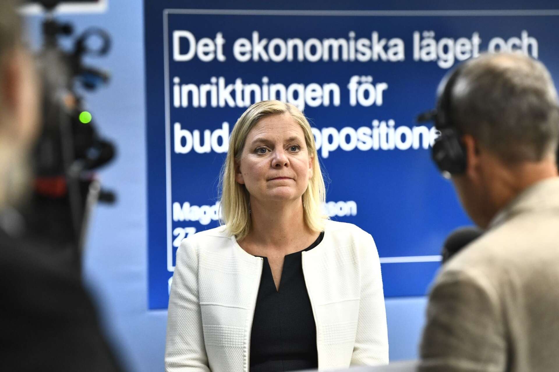 Finansminister Magdalena Andersson (S) håller pressträff om budgetarbetet.