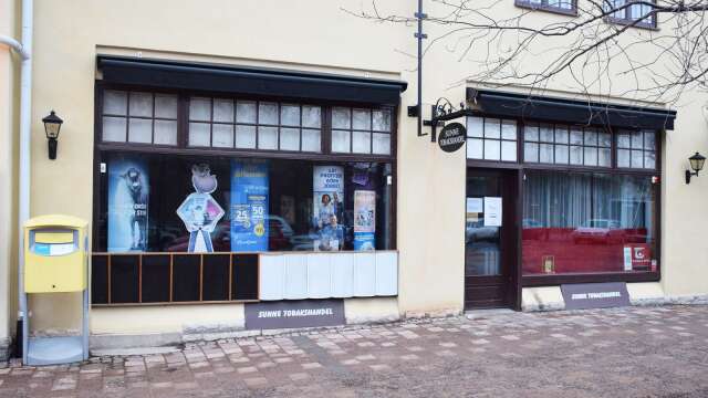Här, i gamla Sunne tobakshandel, ger fastighetsägaren Anders Magnusson näringsidkare möjlighet att starta så kallad Pop up-butik.