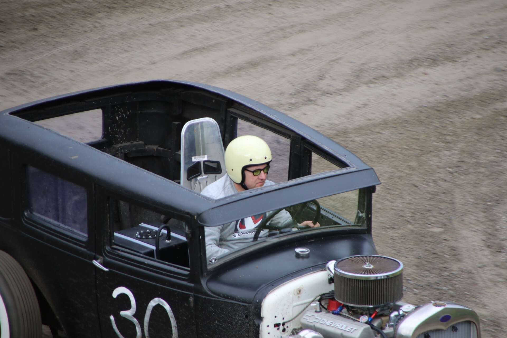 Marcus Fogenstad från Eskilstuna hade ordentligt med drag – både i kupén och på hjulen i sin Ford från 1930.