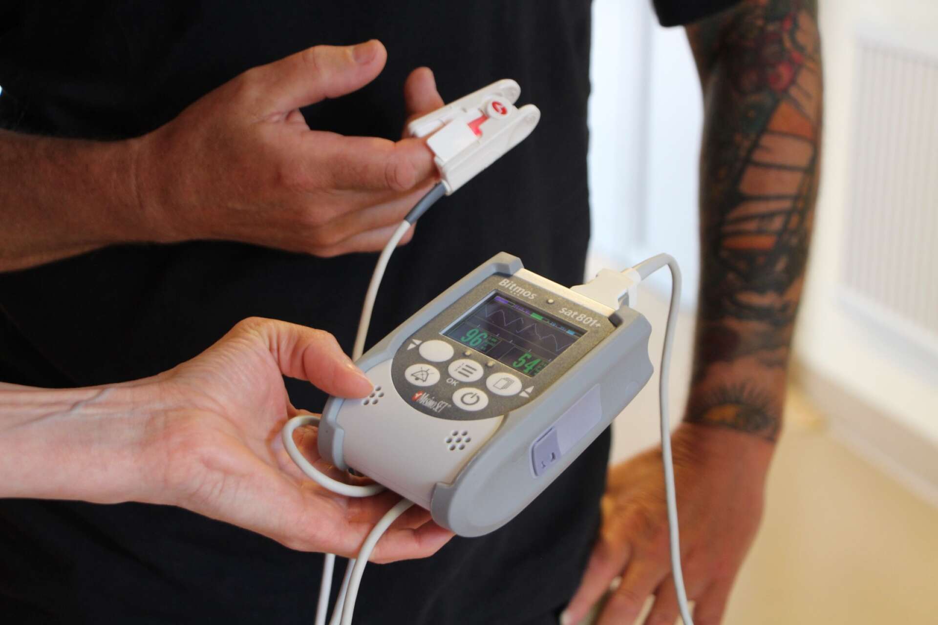 Att mäta syresättning och puls under rörelse är ett bra verktyg för att se måendet hos en patient med symptom av postcovid.