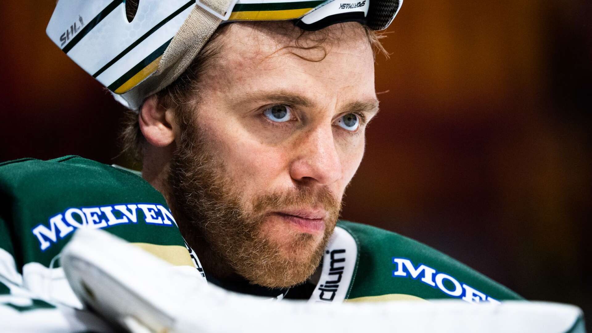 Markus Svensson ersätter Hugo Alnefelt i HV71 under JVM.