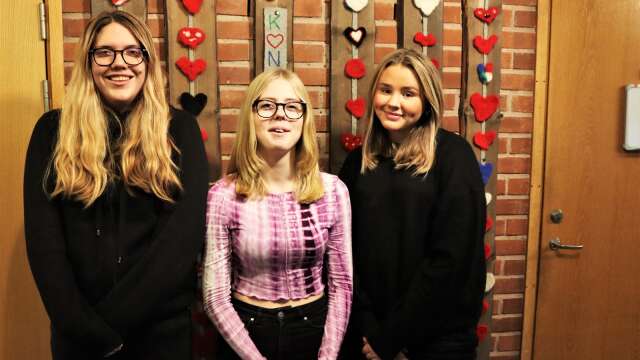 Cornelia Larsson, Moa Möll och Frida Lundmark kommer att agera konferencierer vid välgörenhetskonserten.