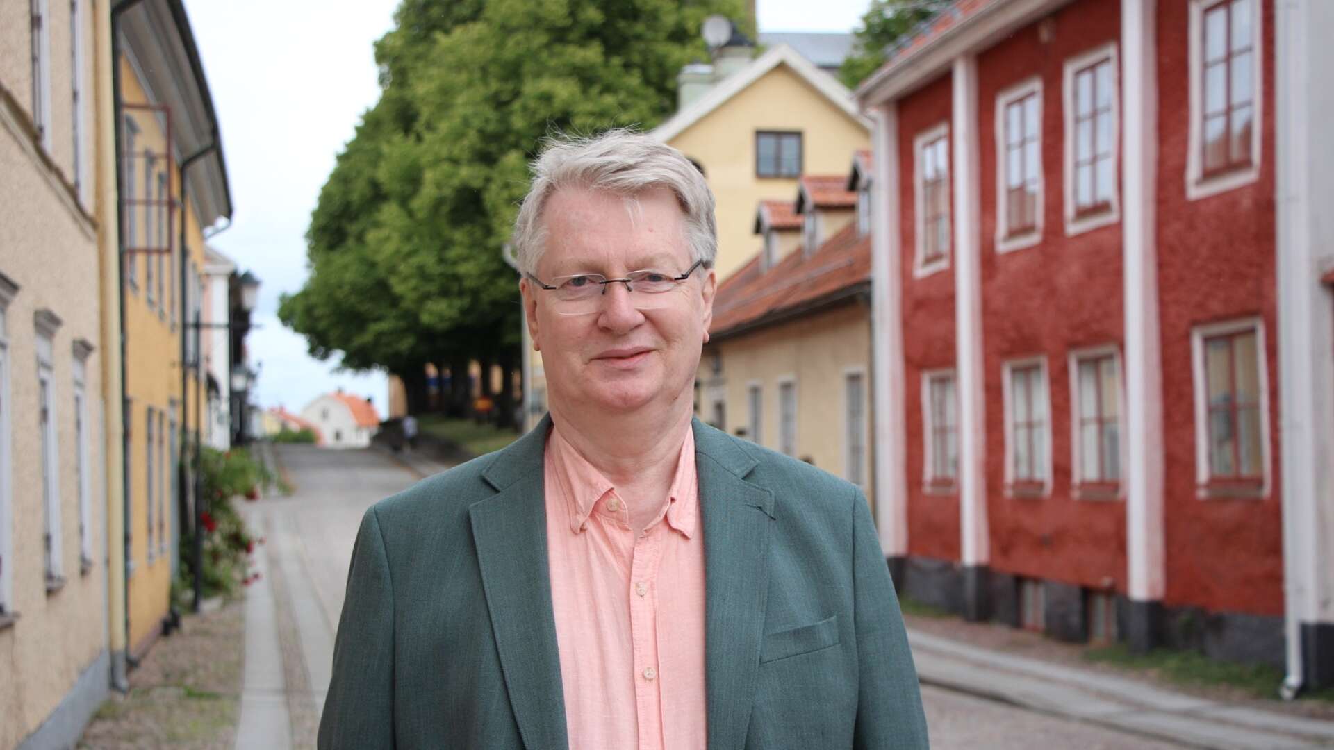 Bo Heijl har all anledning att se nöjd ut. I Mariestad ökar Sverigedemokraterna till 9,7 procent. Därmed får partiet nu fem mandat i fullmäktige.