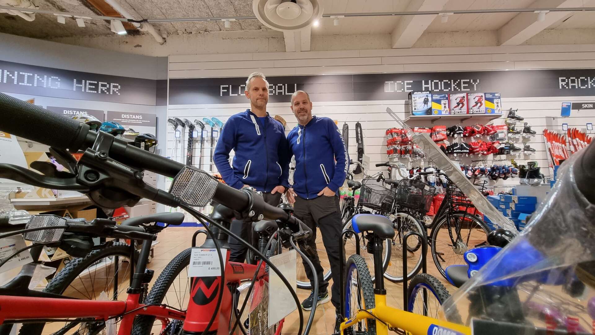 Thomas Pollack och Jon Jadolf är butikschefer på Intersport i Kristinehamn.