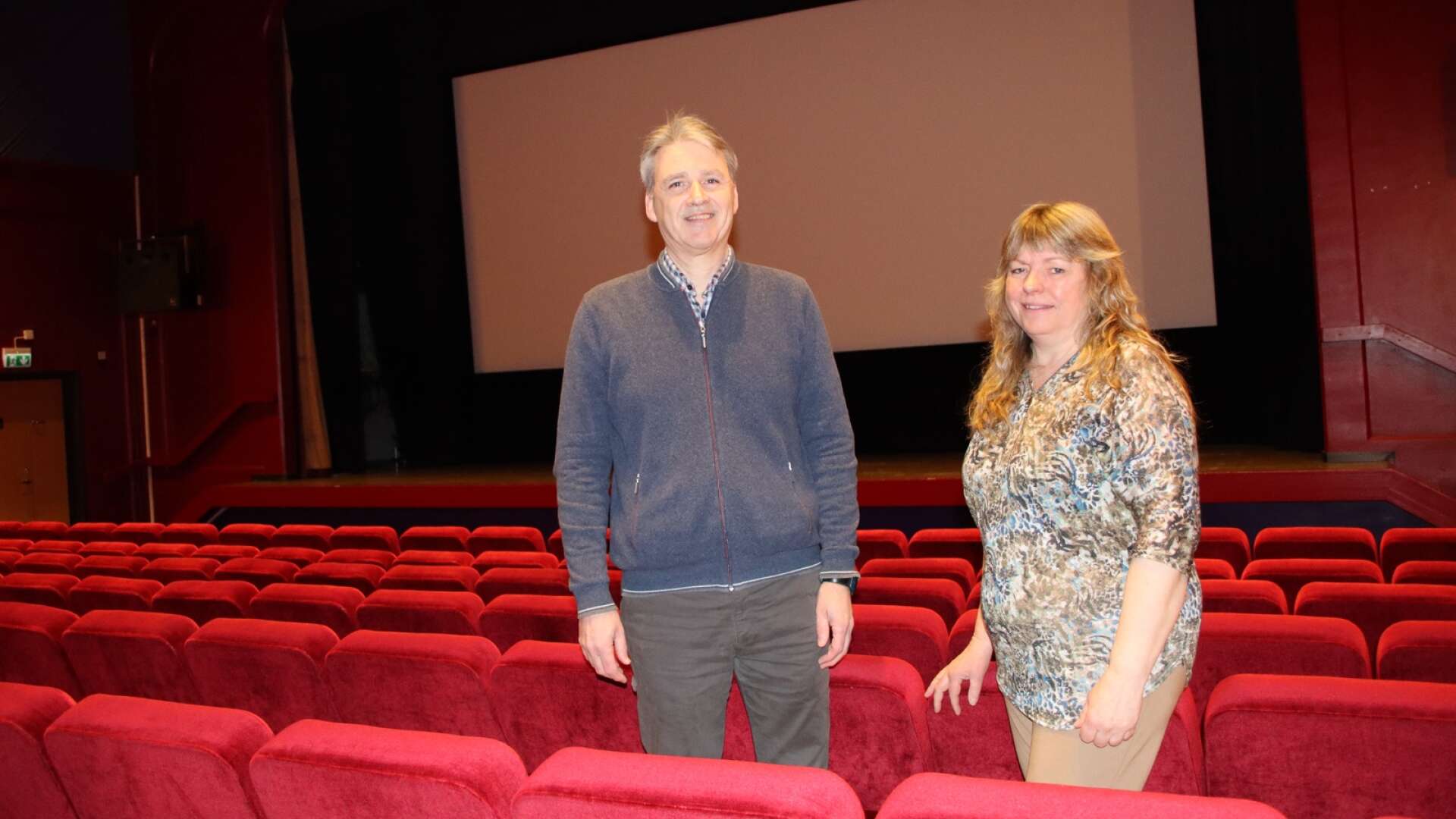 Bo Edström och Ulrika Holmgren kommer att visa en nostalgifilm om Filipstad på Folkan bio i Filipstad på lördag.