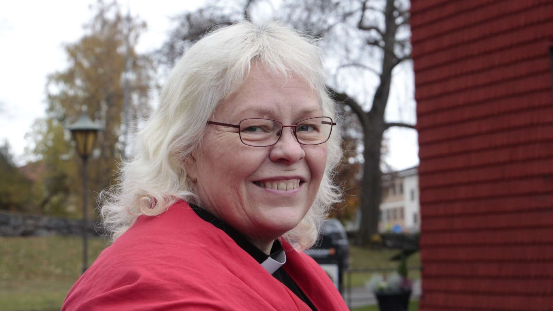 Kyrkoherde Pernilla Rosin är av stiftsstyrelsen vald som kyrkoherde i det nya pastoratet.