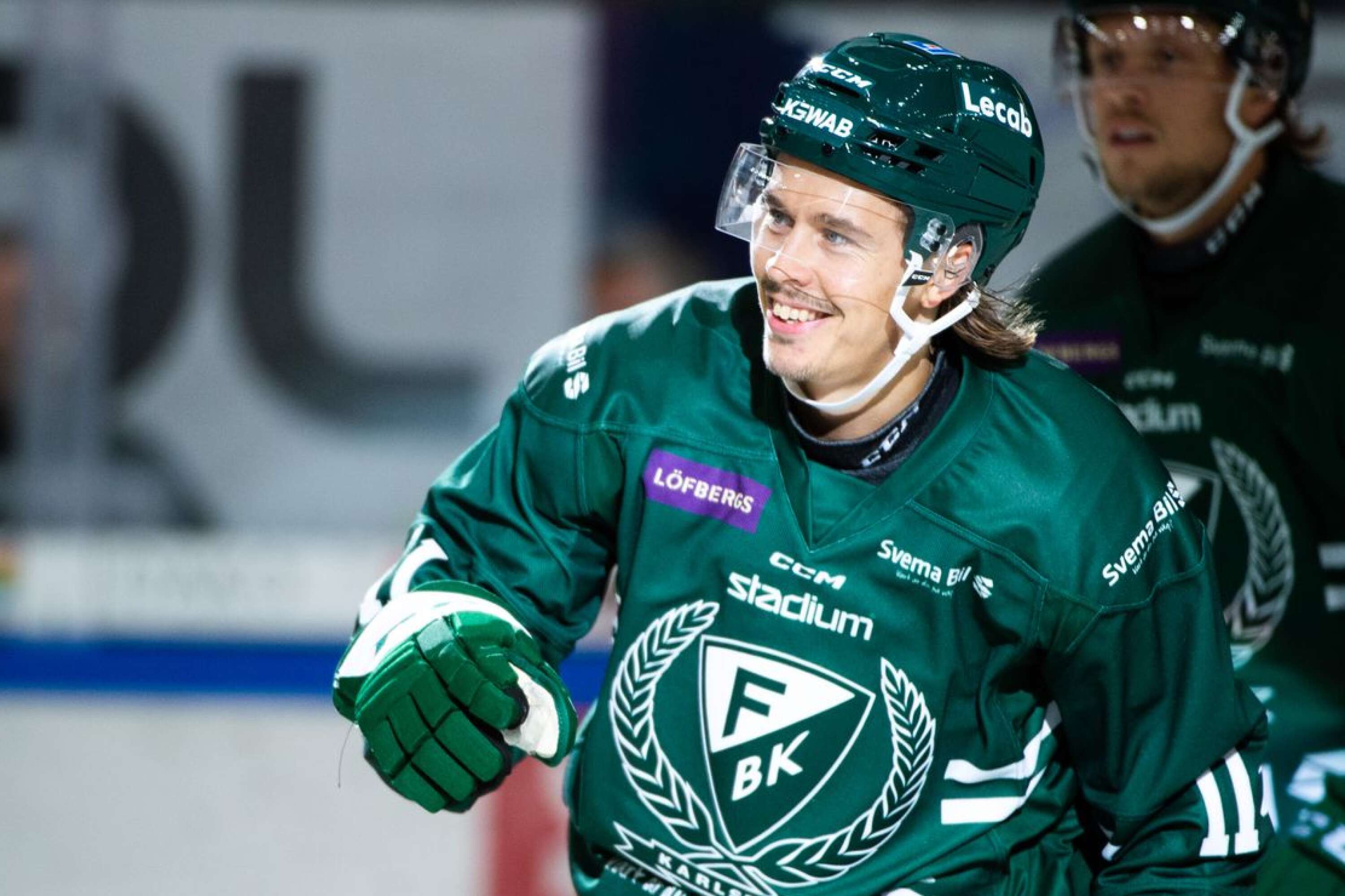 Joakim Nygård jublar under träningsmatchen mellan Färjestad och Örebro.