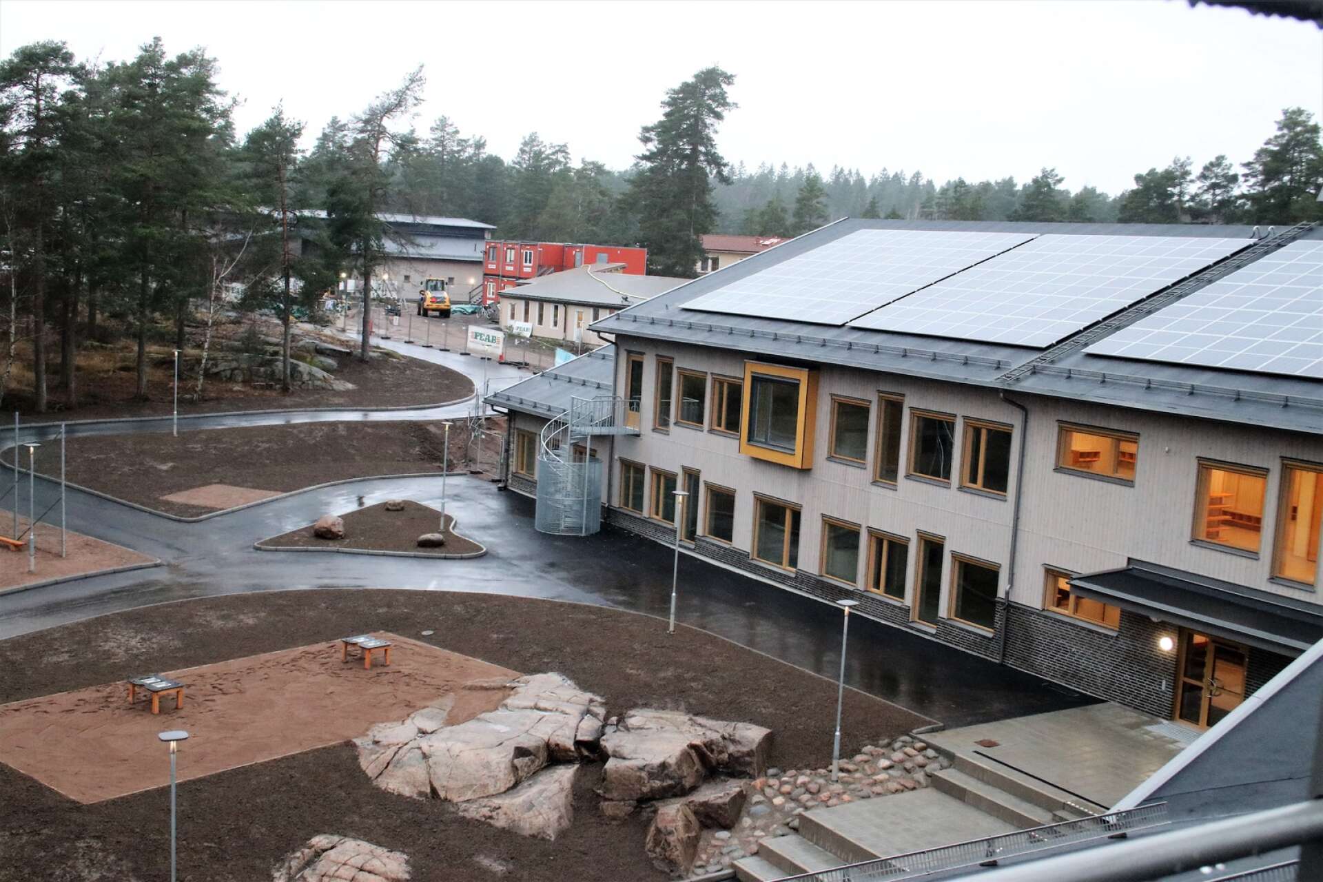 Rösparksskolan i samband med att den nya skolbyggnaden slutbesiktigades.