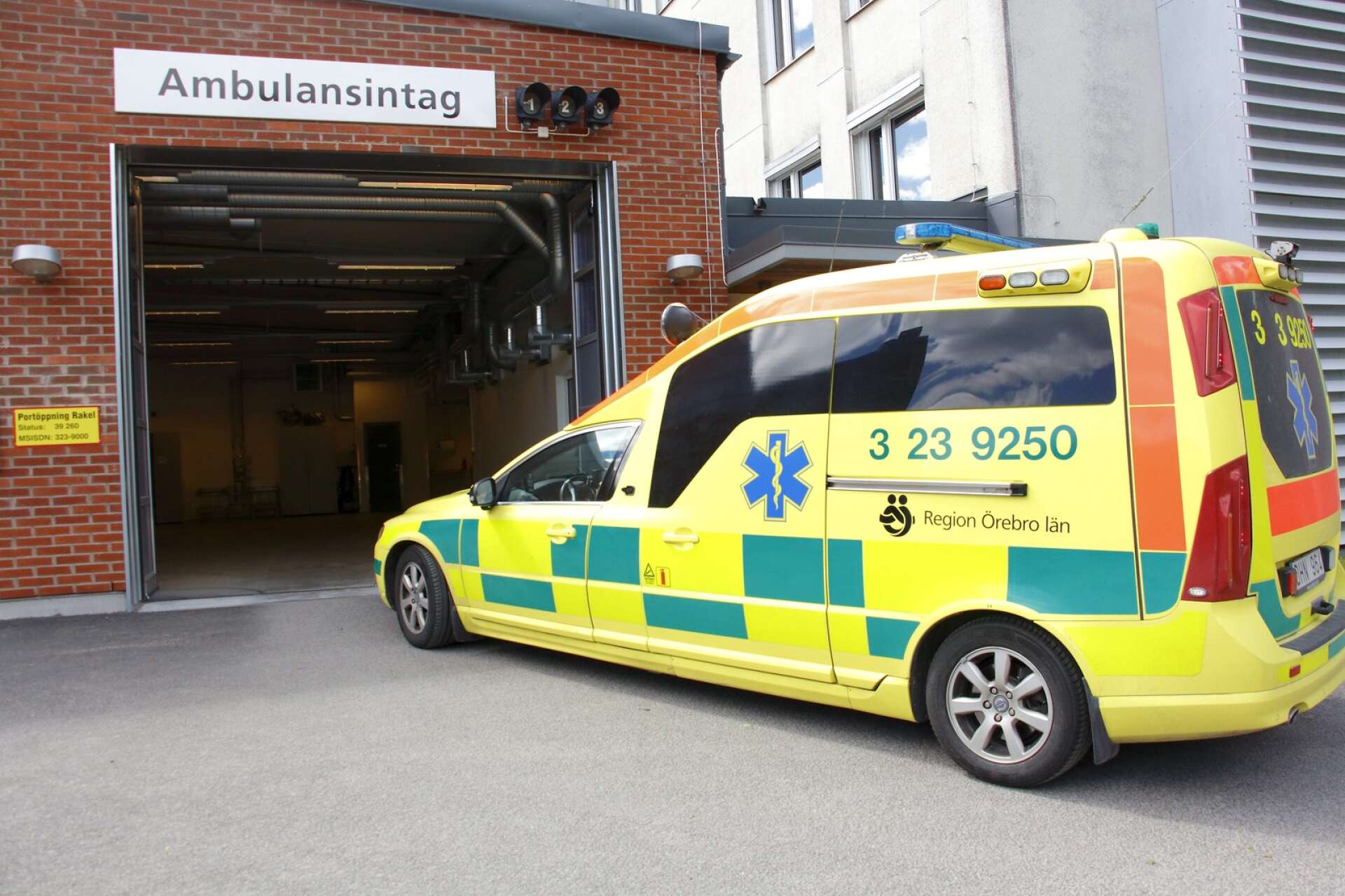 Ivo kritiserar ambulansen i Karlskoga sedan man missat att göra ordentliga undersökningar på en man med hjärtinfarkt.