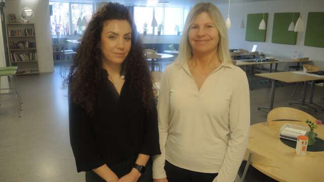 Meline Arakelyan och Helena Sand, företagsrådgivare hos Arbetsförmedlingen, berättar om flera utbildningssatsningar för att få fler att söka sig till bristyrken.