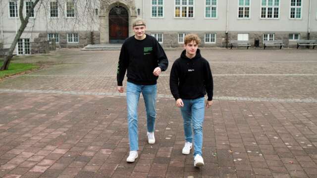 Calle Pamberg och Oskar Lindermo går båda på Brogårdsgymnasiet.