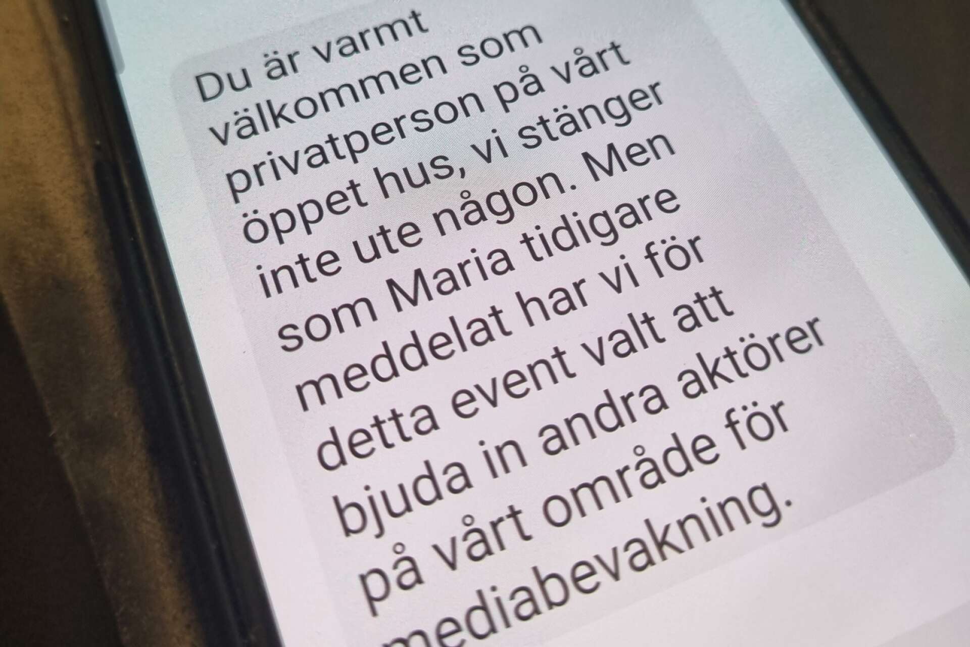 Rickard Lundbergs sms till SLA.