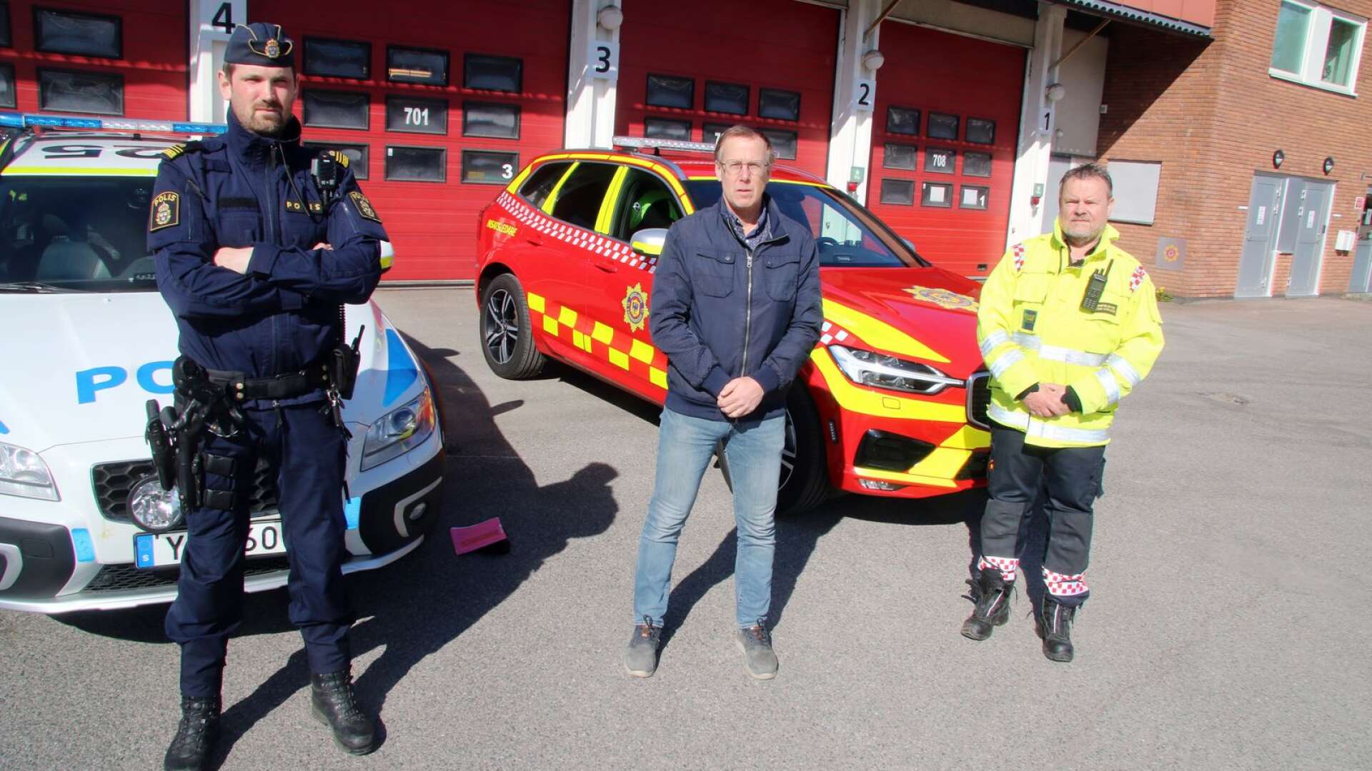 Från vänster Gustav Persson, gruppchef för polisen i Filipstad, Michael Björklund, säkerhetssamordnare Filipstads kommun, och Peter Karlsson, stationschef vid räddningstjänsten i Filipstad. 