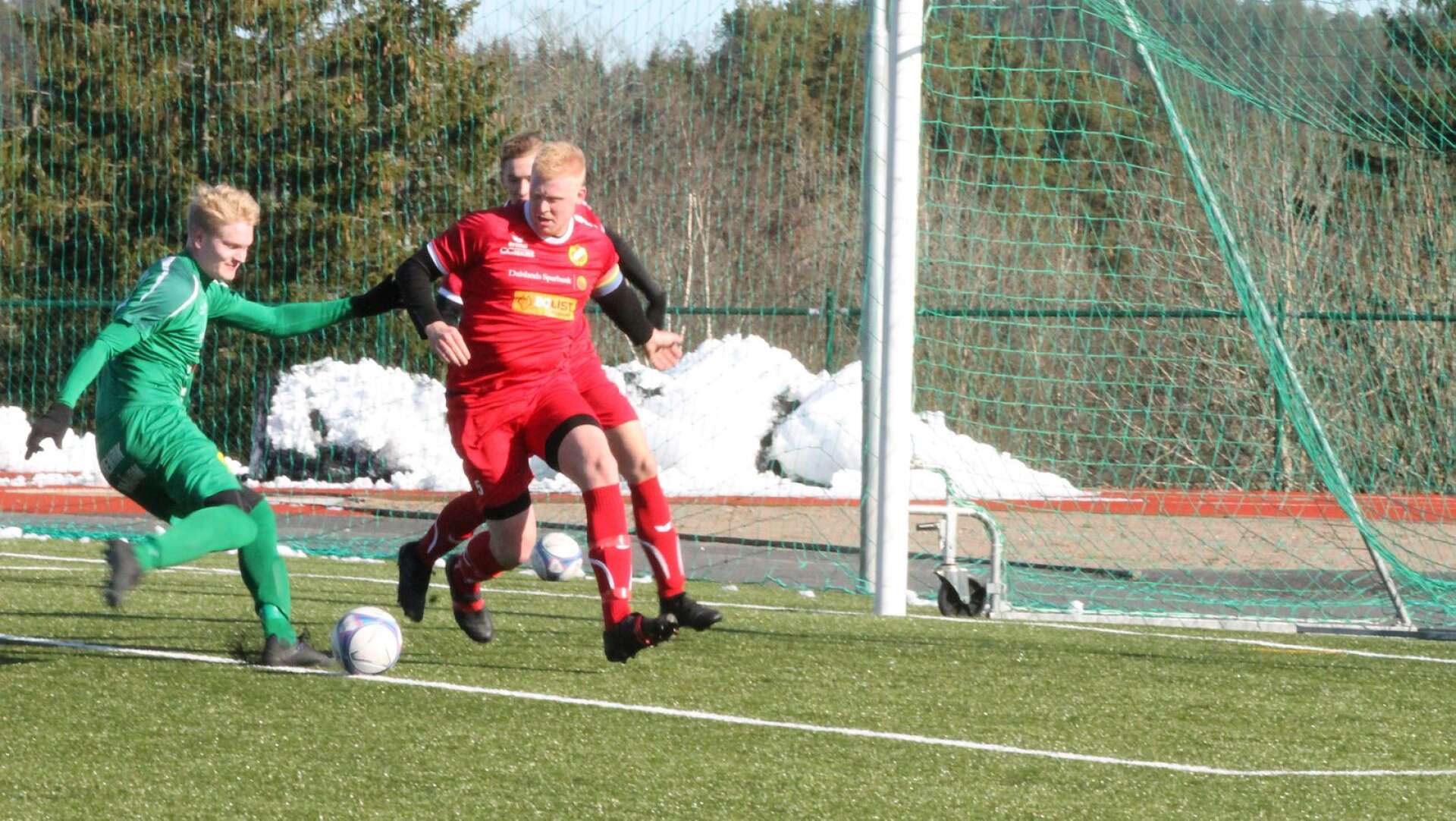 Daniel Blom sätter 6–0 till Högsäter med knappa tio minuter kvar av matchen.