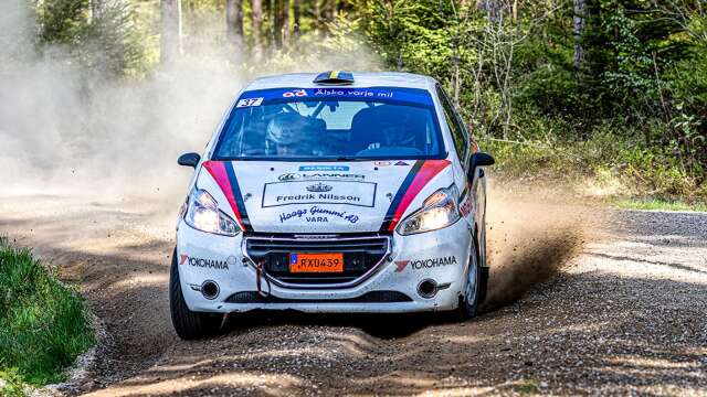 Vedumskillen Melvin Bengtsson slutade tvåa i sin klass i SM-rallyt South Swedish rally.
